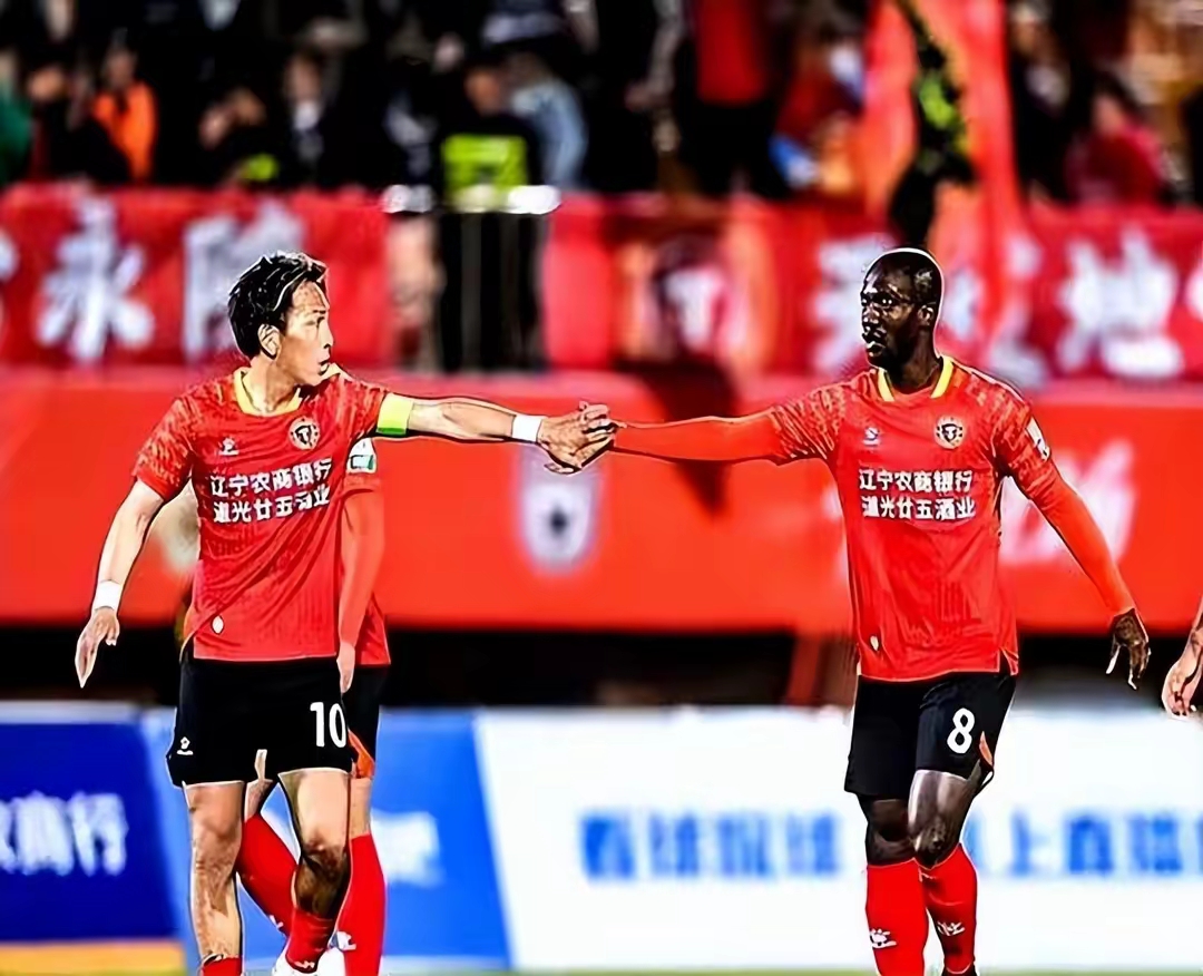 英雄-西甲国际比赛日再迎强敌,多伦多猛龙绝杀压哨,主帅态度——更衣室稳定,数据趋势出现新变化的简单介绍