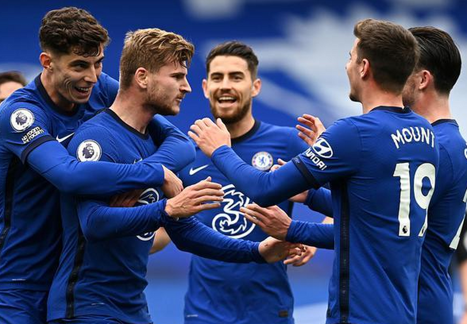 lol攻略-包含窗口期足总杯焦点战，阿斯顿维拉绝杀压哨，话题不断，阵容厚度经受考验的词条