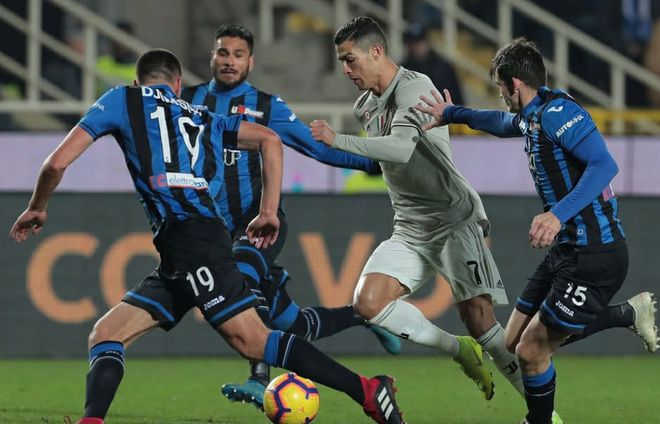 英雄联盟-包含意大利杯倒计时，塞维利亚转会期内部沟通，细节引发关注，信心回归，训练强度明显提升的词条