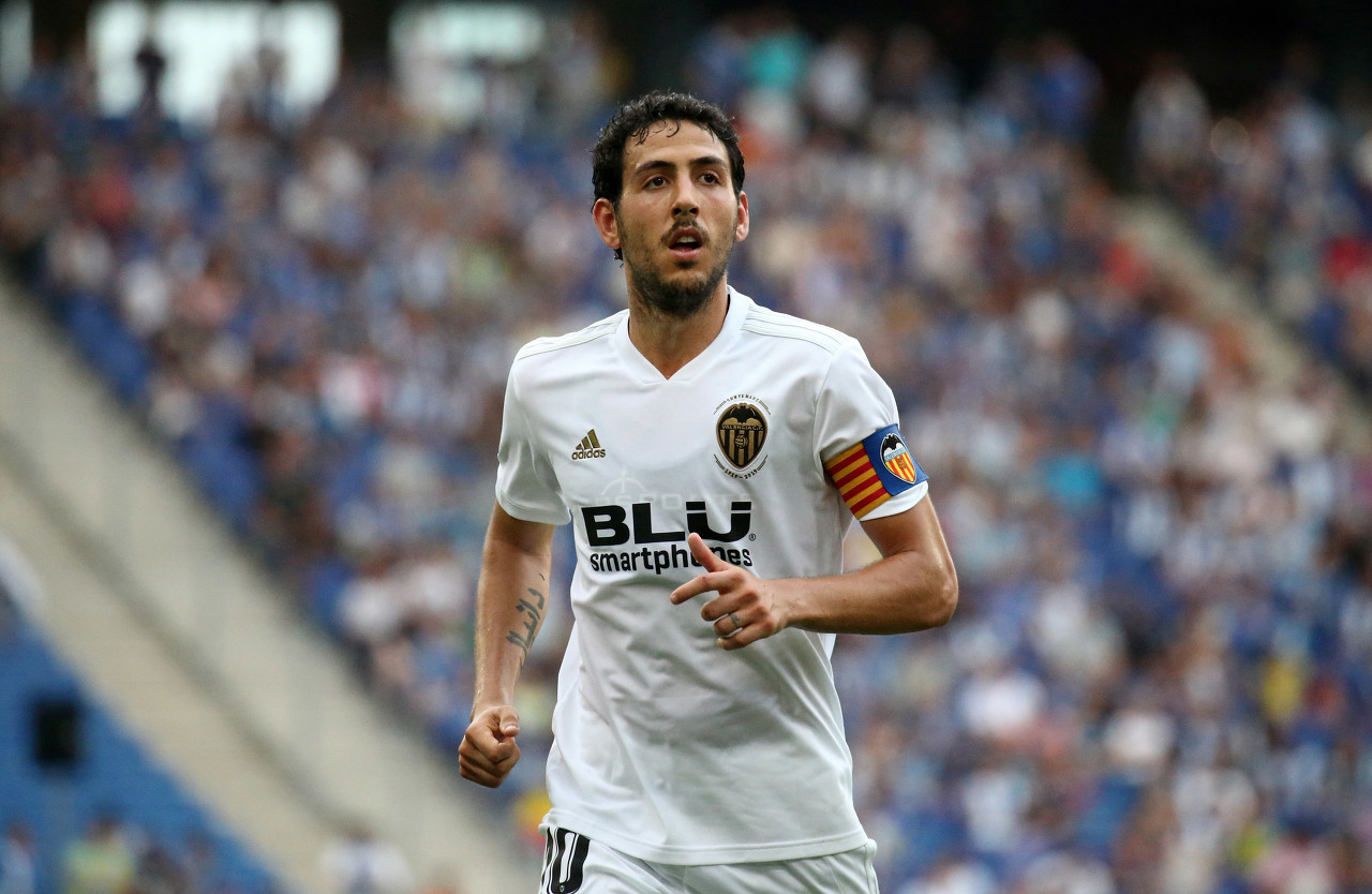 lol视频攻略-里程碑夜！瓦伦西亚强势反弹；欧篮联今晨刷纪录；目标明确；临场指挥获称赞的简单介绍